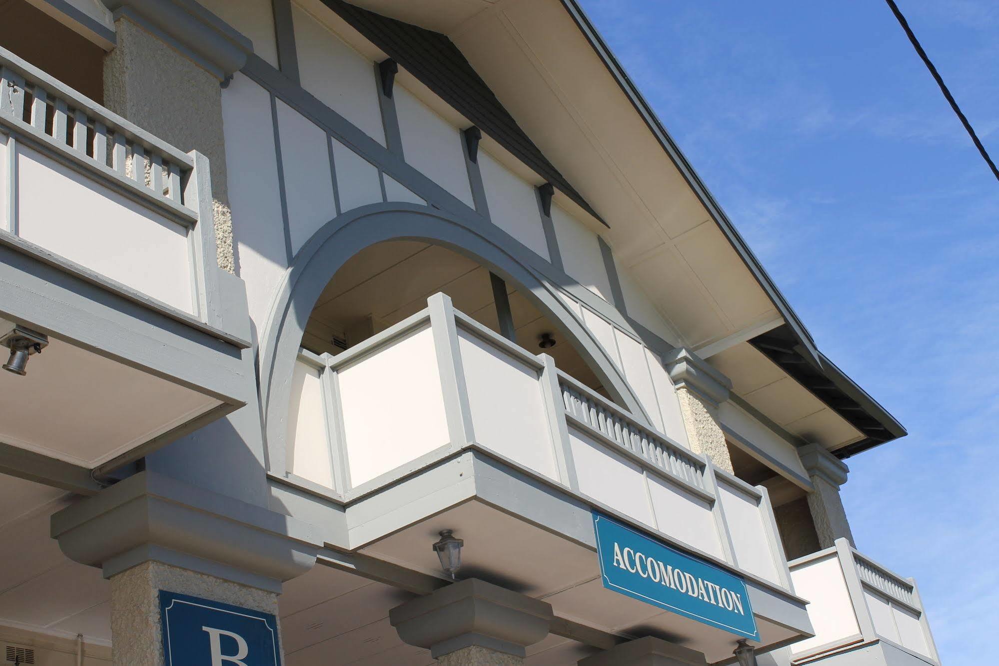 Bermagui Beach Hotel Exterior photo