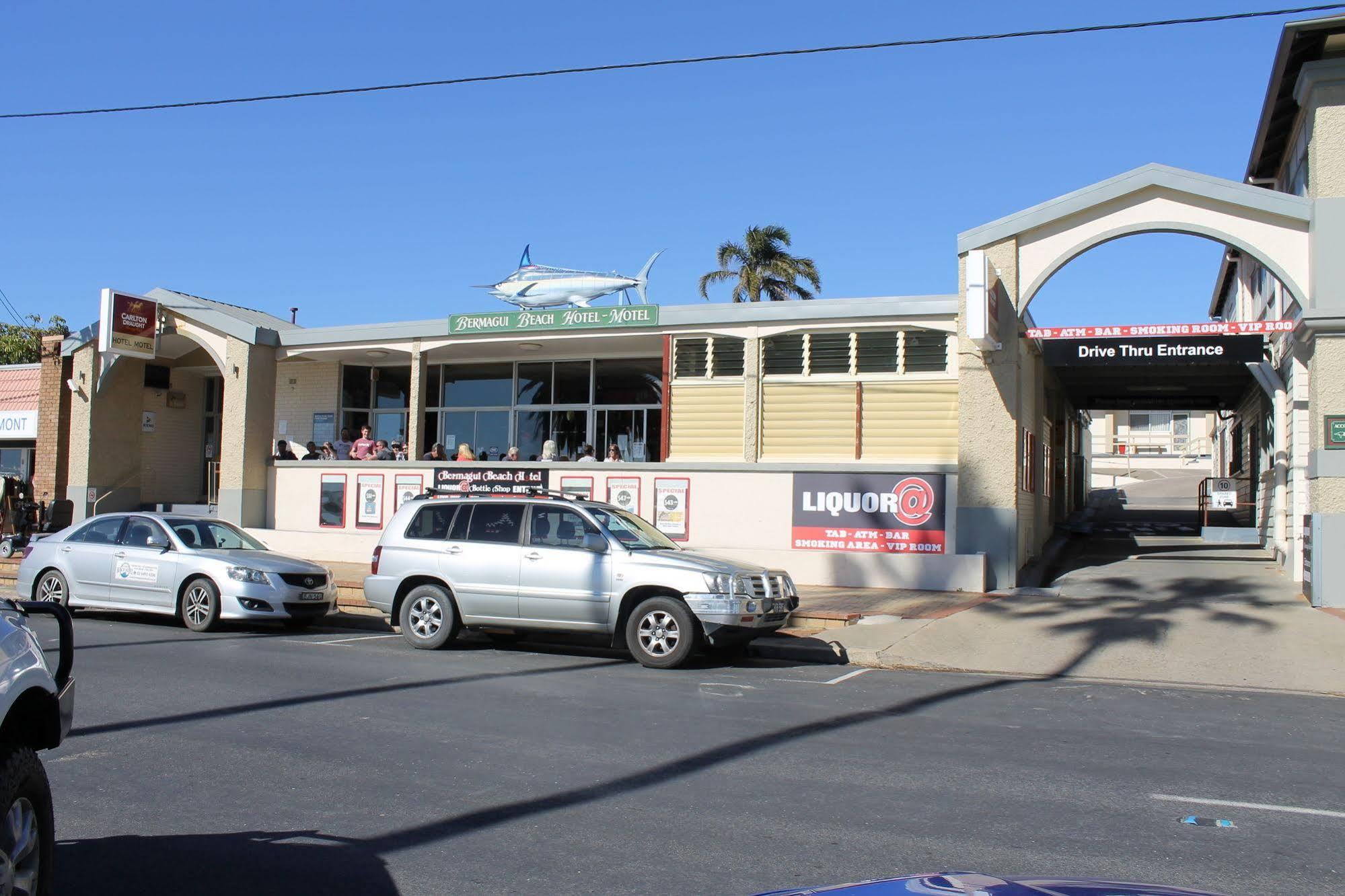 Bermagui Beach Hotel Exterior photo